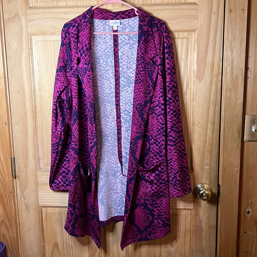 *LAST CHANCE! Donating 4/7* Lularoe Blazer